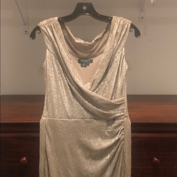 Beautiful Metallic Gold Evening Gown - Picture 5 of 8